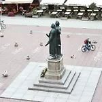 36 Pho Co & Vendégház 4*