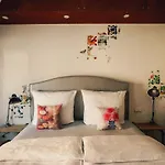 Vendégház 36 Pho Co & Weimar