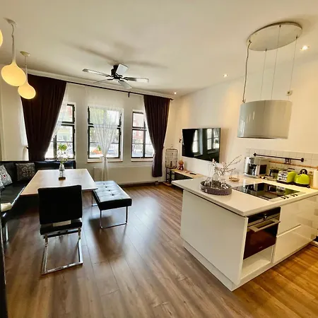 36 Pho Co & Weimar (Thuringia)