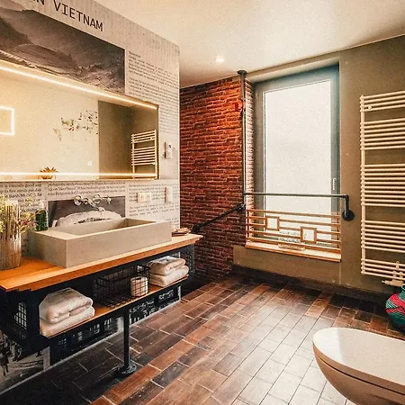 36 Pho Co & Affittacamere 4*