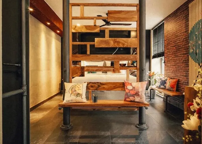 36 Pho Co & Weimar (Thuringia)