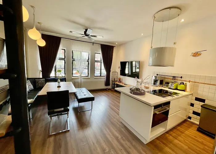 36 Pho Co & Weimar (Thuringia)