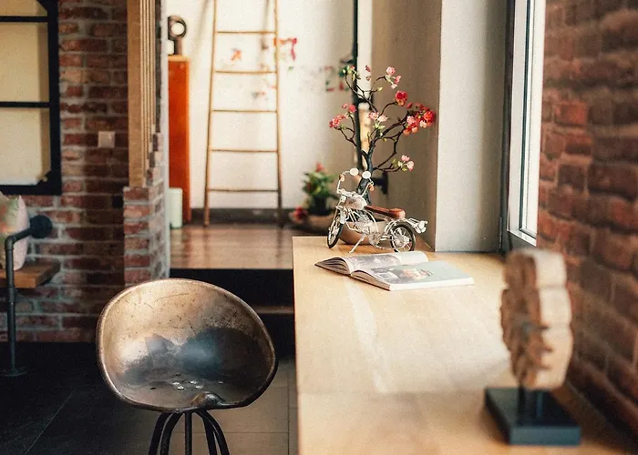 36 Pho Co & Pensión