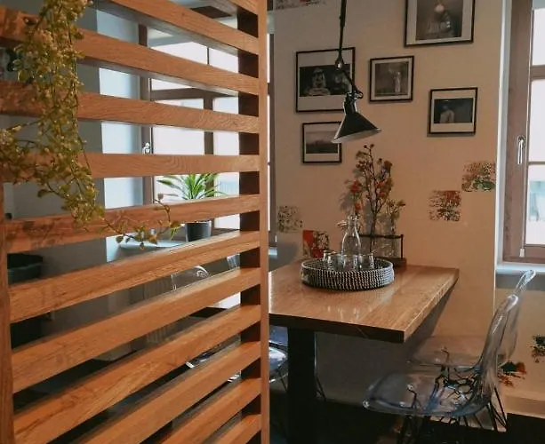 Pensión 36 Pho Co & 4*