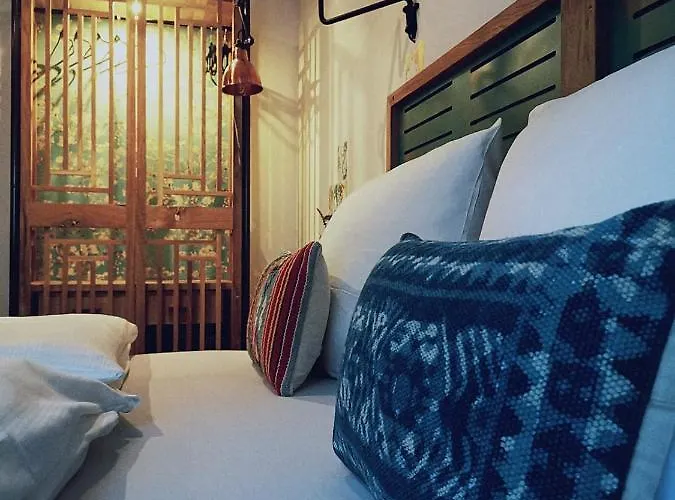 36 Pho Co & Πανσιόν