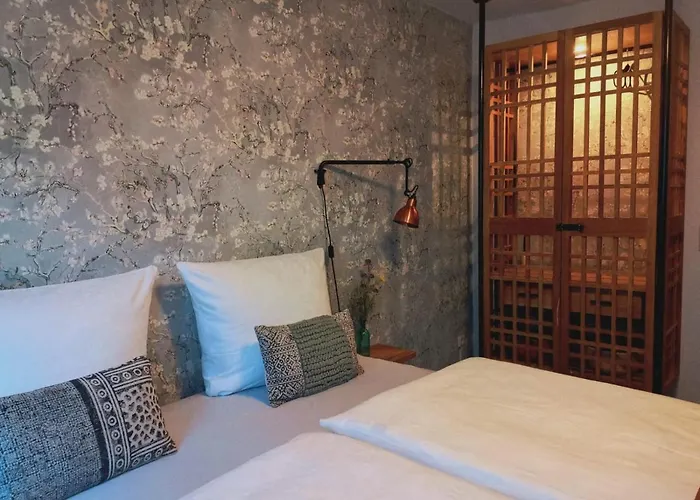 Pensión 36 Pho Co & Weimar (Thuringia)